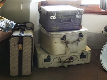 LOTTO DI VALIGIE D'EPOCA tra cui due in pergamena (4)