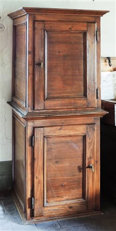 COPPIA DI STIPI PENSILI IN LEGNO TENERO XIX secolo fronte dritto, uno...