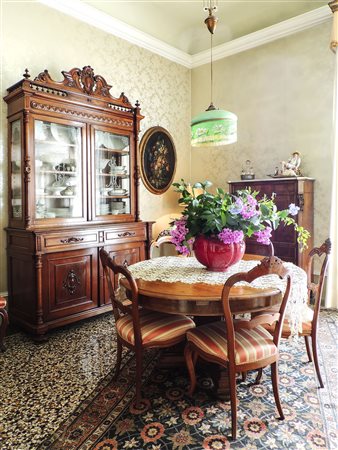 PICCOLO LAMPADARIO SALI-SCENDI IN VETRO LATTIMO VERDE MENTA inizio del XX...