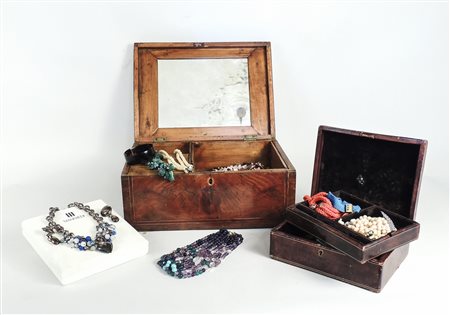 GRANDE LOTTO DI BIJOUX tra cui una demi parure Manfredi in argento sterling,...