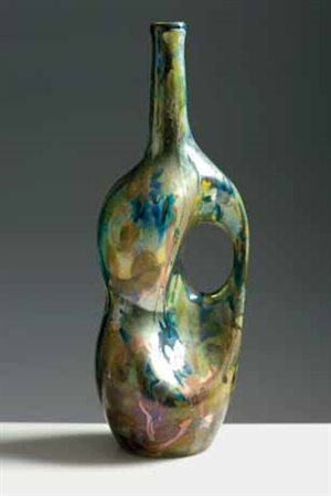 Agenore Fabbri Barba, Pistoia 1911 - Savona 1998 Vaso ceramica riflessata,...