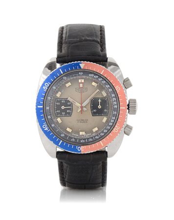 HEUERHEUER CRONOGRAFO ANNI '70.Cassa tonneau in acciaio con fondello a vite,...