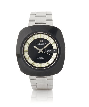 INTERNATIONAL WATCH CO.INTERNATIONAL WATCH CO. EDISON ANNI '70.Cassa tonneau...