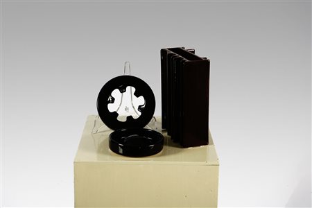 MANGIAROTTI (1921) ANGELO. Tre soprammobili della serie M, Porcellana...