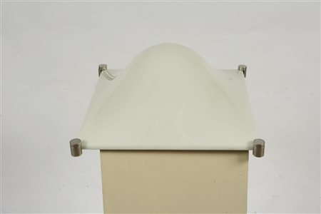 MARTINELLI ELIO. Plafoniera a bolla. Diffusore in metacrilato opal bianco ,...