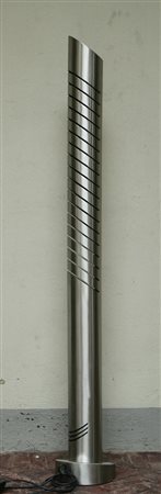 PRODUZIONE ITALIANA - ITALIAN WORK. Piantana a tubo in acciaio inox, con...