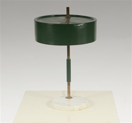 PRODUZIONE ITALIANA - ITALIAN WORK. Lampada da tavolo colore verde,base in...