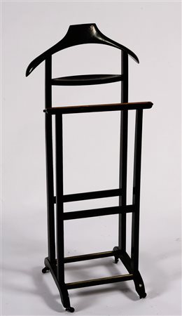 PRODUZIONE ITALIANA - ITALIAN WORK. Servomuto degli anni 70, in legno tinto...