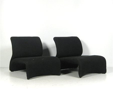 PANTON VERNER (1926 - 1998). Coppia poltrone degli anni 70. Struttura in...
