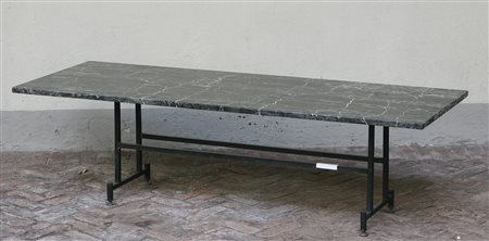 PRODUZIONE ITALIANA - ITALIAN WORK. Tavolo da salotto. Living room table, in...