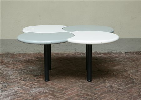 ISAO HOSOE CON ANN MARINELLI. Tavolino basso modello "Haru". Coffee table...