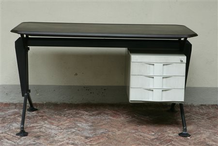 BELGIOSO PERESSUTTI ROGER ( GRUPPO BBPR). Scrivania Olivetti serie...