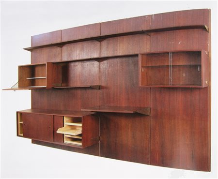 JUHL FINN (1912 - 1989). parete libreria legno di teak e ottone. Cm 320x200....