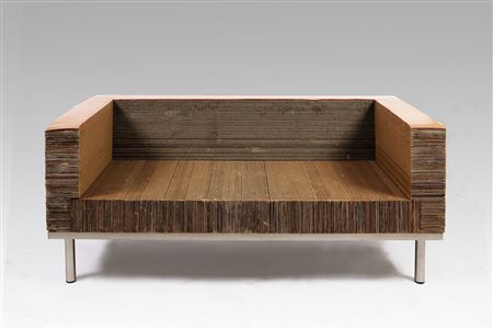 CAMPANA FERNANDO E HUMBERTO. Divano Papel Alluminio e cartone pressato. Cm...