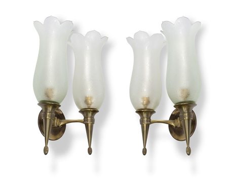 SEGUSO Coppia di lampade da parete con struttura in ottone e diffusori in...