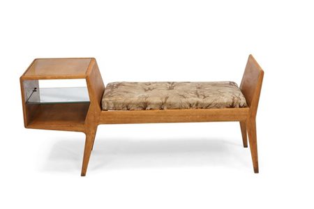 ROMANO AUGUSTO (nello stile di) Panca portagiornali in legno di frassino,...