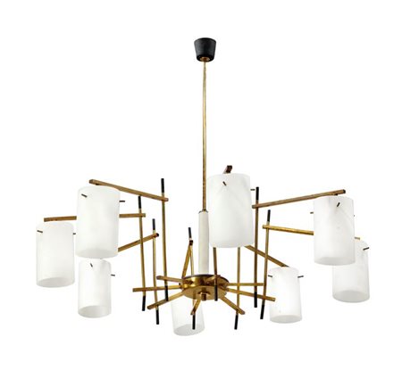 PRODUZIONE ITALIANA Lampadario in metallo laccato, ottone, diffusori in vetro...