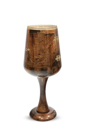 TURA ALDO Mobile bar rivestito in pergamena vetrificata e decorato con...