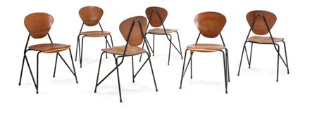 I.S.A Sei sedie in metallo verniciato e seduta in compensato curvato. Prod....