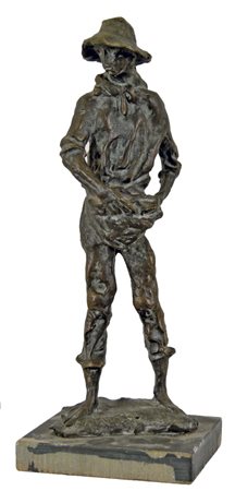 MURER AUGUSTO Falcade 1922 - Padova 1985 Pescatore 1975 scultura in bronzo h....