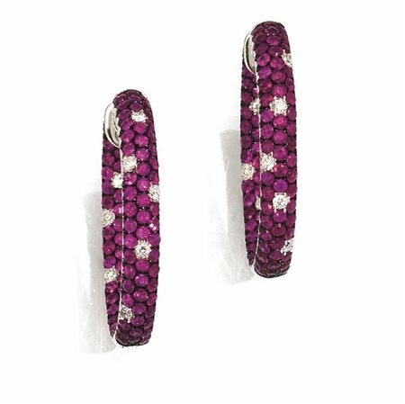 Paio di orecchini in oro bianco, rubini e diamanticiascuno disegnato come un...