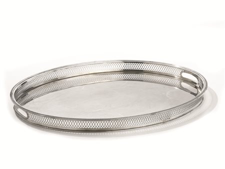 VASSOIO MILANO SEC. XIXdi forma ovale, in argento con bordo traforato a...