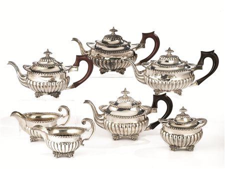 SERVITO DA TE', SEC. XXin argento sterling, composto di due coppie di teiere,...