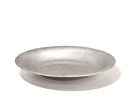 VASSOIO CENTROTAVOLA, BULGARI SEC. XXdi forma circolare, in argento liscio,...