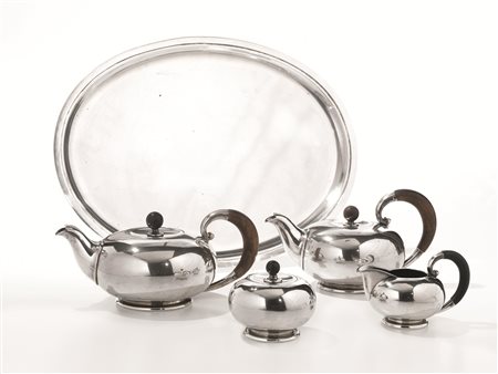 SERVITO DA TÈ, ARGENTIERE MIRACOLI, SEC. XXcomposto di due teiere, una...