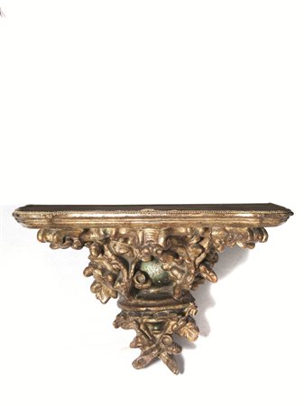 MENSOLA, ITALIA CENTRALE, FINE SECOLO XVIIin legno intagliato, laccato in...