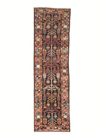 GALLERIA BAKTIARY PERSIA, SECOLO XIXfondo blu con decoro ad alberi stilizzati...