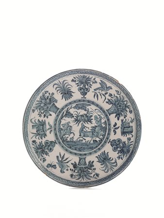 ALZATA, CASTELLI, BOTTEGA POMPEI, 1680-1690in maiolica dipinta in monocromia...