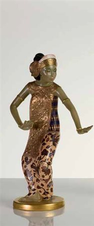 Danzatrice orientale, Lenci anni ‘30 Ceramica policroma, altezza cm 37,5....