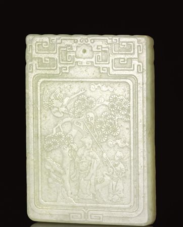 PENDENTE, CINA, SECC. XIX-XXin giada celadon, forma rettangolare, decorato da...