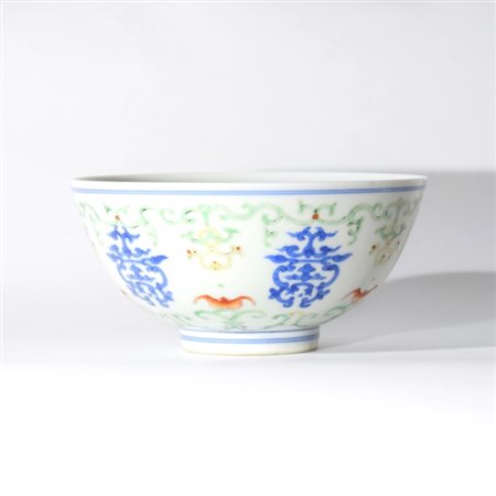 A Chinese ducai bowl