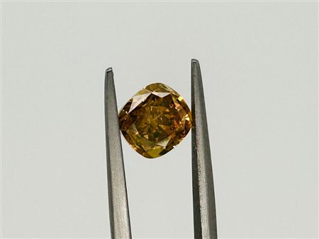 DIAMANTE NATURAL POLISHED 2,01 FANCY GIALLO ARANCIATO MARRONCINO - - GIA - UD30115
