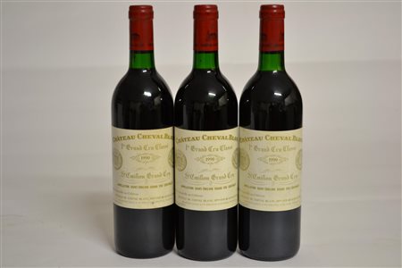Ch&acirc;teau Cheval Blanc 19903 btEEtichette lievemente danneggiate&nbsp;