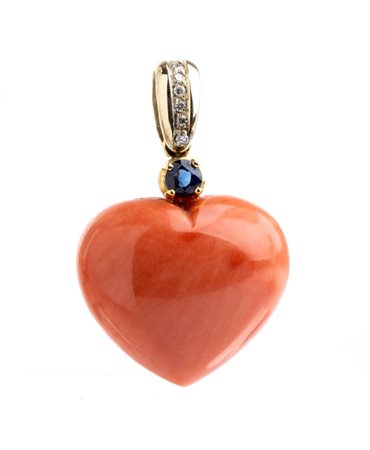 Pendente in oro con corallo, zaffiro e diamanti gancio in oro giallo 18 k,...
