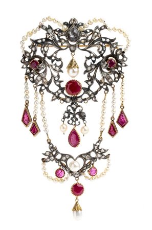 Spilla - pendente in argento e oro con perle, diamanti e calcedonio fine XIX...
