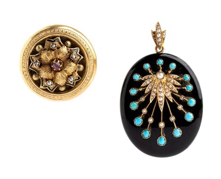 Lotto composto da una spilla e un portafoto spilla in oro decorata con un...