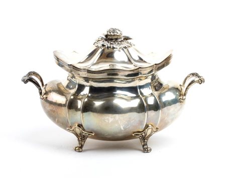 Zuppiera italiana in argento Alessandria, XX secolo Altezza x larghezza x...