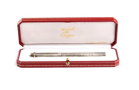 CARTIER Penna a sfera in argento corpo e cappuccio in argento 925/1000;...