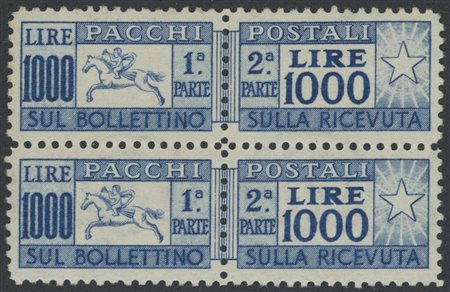  
Repubblica - Cavallino in coppia ben centrata 
 