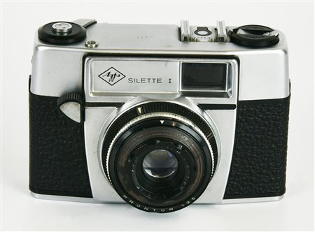 MACCHINA FOTOGRAFICA ANALOGICA AGFA - SILETTE 1 numero di serie: k51 prodotto...