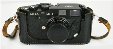 MACCHINA FOTOGRAFICA ANALOGICA LEITZ LEICA - LINDER M4-2 numero di serie:...