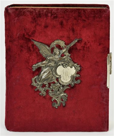ALBUM FOTOGRAFICO rilegatura in velluto rosso con inserti in metallo...