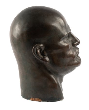 Benito Mussolini. 1930 ca. Cemento rivestito in bronzo. cm 41,5 h x 33 l....