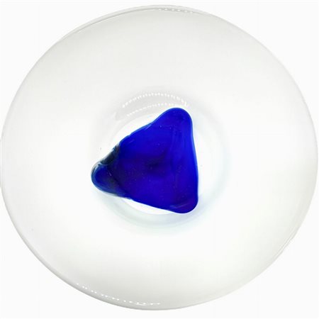 Piccolo centrotavola in vetro satinato con decoro triangolare al centro nei toni del blu