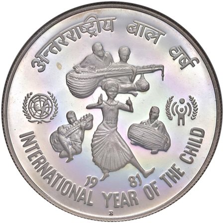  - INDIA 1981 100 RUPIE 'ANNO DEL BAMBINO' IN SLAB NGC PF 67.