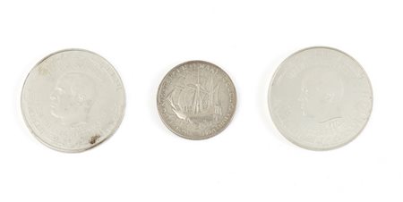  - STATI UNITI 1920 DENVER MEZZO DOLLARO  'LANDING OF PILGRIMS AT PLYMOUTH' KM# 147.1 MEZZO DOLLARO E DUE MONETE DA UN DINARO TUNISIA 1969.